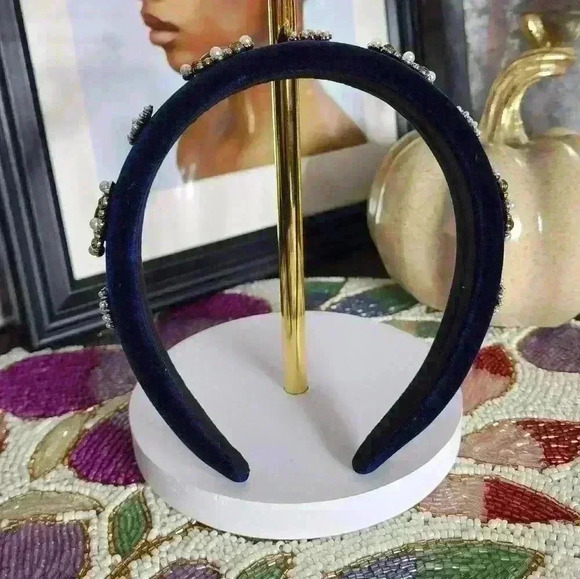 ✨️Velvet Navy Blue Headband with Jewels✨️ - Picture 3 of 4